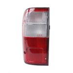 ไฟท้าย ข้างซ้าย สำหรับ Toyota Hilux Tiger ปี 1998 - 2001 โตโยต้า ไฮลักซ์ ไทเกอร์ พร้อมขั้ว และ หลอดไฟ