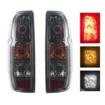 ไฟท้าย เลนส์สโมค สำหรับ Nissan Navara ปี 2006 - 2014 (คู่) นิสสัน นาวาร่า พร้อมขั้ว และ หลอดไฟ