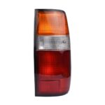 ไฟท้าย ข้างขวา สำหรับ Toyota Land Cruiser FJ80 FJ82 ปี 1991 - 1997 โตโยต้า แลนด์ครุยเซอร์ พร้อมขั้ว และ หลอดไฟ