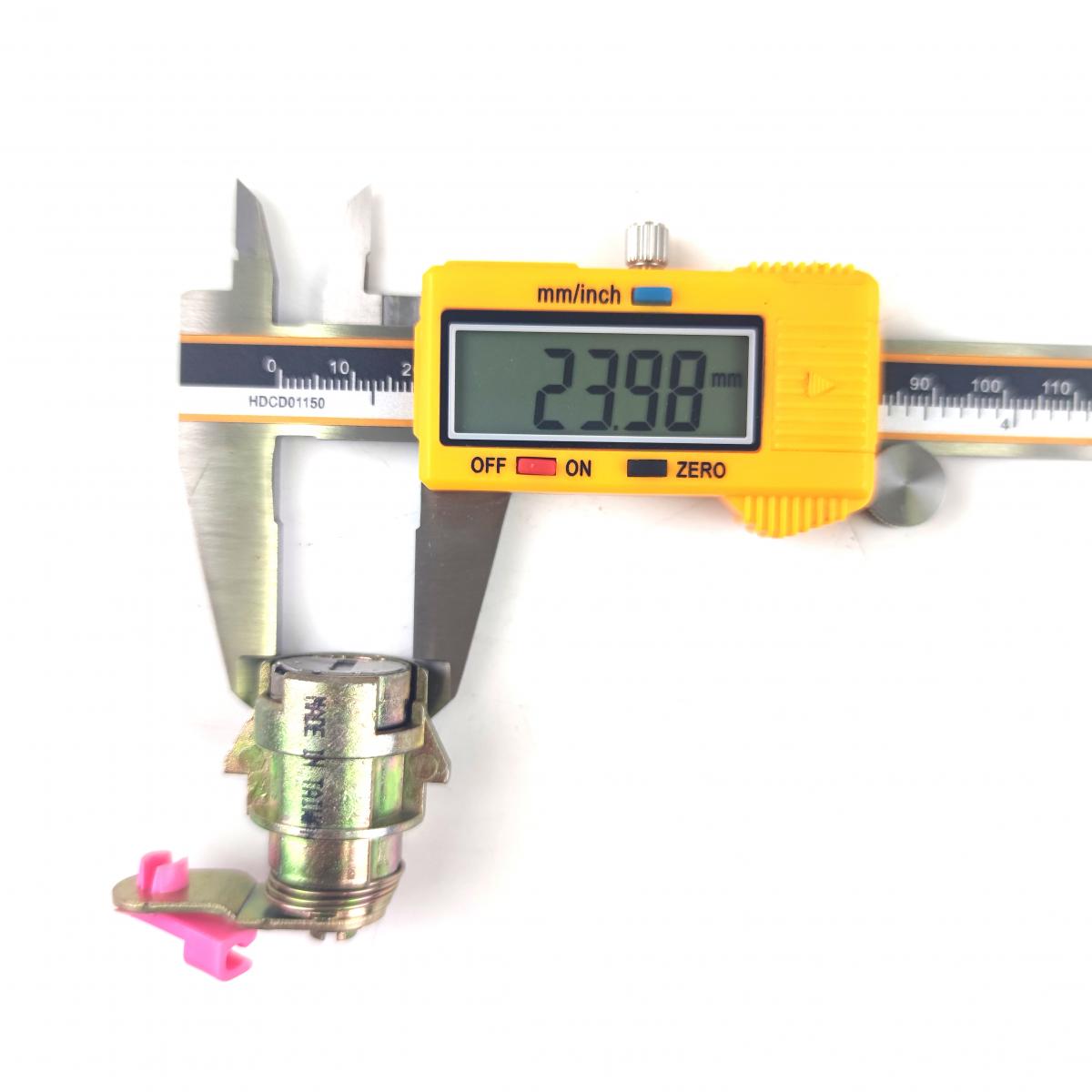 กุญแจประตู ขวา สำหรับ Toyota Hilux Mighty-X ปี 1989-1995 โตโยต้า ไฮลักซ์ ไมตี้เอ็กซ์ กุญแจรถ กุญแจประตูรถยนต์ - Image 6